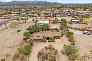 22102 W Meade Ln, Buckeye, AZ 85326 - Photo 2