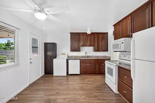 1711 S Roberts Rd, Tempe, AZ 85281 - Photo 8