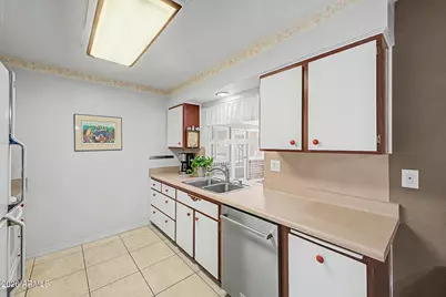 9310 W Glen Oaks Circle N, Sun City, AZ 85351 - Photo 24