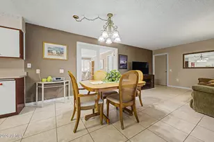 9310 W Glen Oaks Cir N, Sun City, AZ 85351 - Photo 22