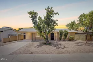 3235 W Country Gables Dr, Phoenix, AZ 85053 - Photo 1
