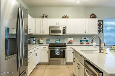 1546 E Azalea Drive, Gilbert, AZ 85298 - Photo 2