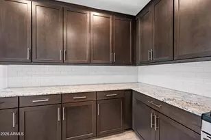 8911 W Solano Dr, Glendale, AZ 85305 - Photo 10