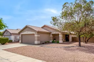 3905 E Rockwood Dr, Phoenix, AZ 85050 - Photo 1