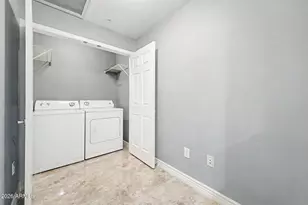 5450 E Deer Valley Dr, Phoenix, AZ 85054 - Photo 20