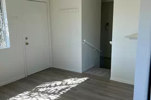 532 S Mesa Dr, Mesa, AZ 85210 - Photo 4