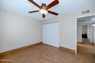 3031 W Hearn Rd, Phoenix, AZ 85053 - Photo 14