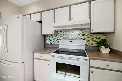 3031 W Hearn Road, Phoenix, AZ 85053 - Photo 8