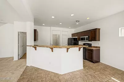 910 E Harrison Drive, Avondale, AZ 85323 - Photo 8
