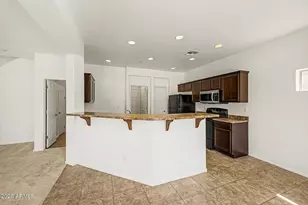 910 E Harrison Dr, Avondale, AZ 85323 - Photo 8