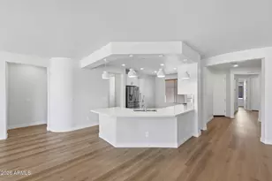 25548 N 104th Dr, Peoria, AZ 85383 - Photo 2