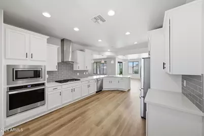25548 N 104th Drive, Peoria, AZ 85383 - Photo 6