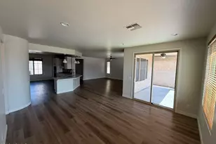 25548 N 104th Dr, Peoria, AZ 85383 - Photo 12