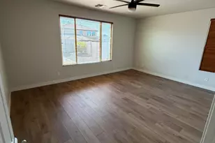 25548 N 104th Dr, Peoria, AZ 85383 - Photo 16
