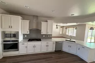 25548 N 104th Dr, Peoria, AZ 85383 - Photo 14