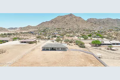 5762 W Sun Dance Drive, Queen Creek, AZ 85144 - Photo 2