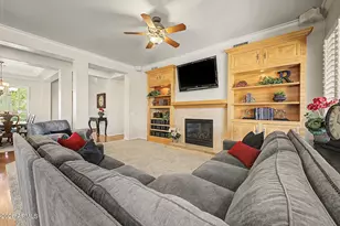 1512 N Robin Ln, Mesa, AZ 85213 - Photo 8