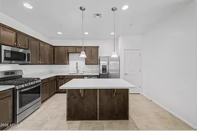 21254 W Hubbell Street, Buckeye, AZ 85396 - Photo 10