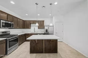 21254 W Hubbell St, Buckeye, AZ 85396 - Photo 10
