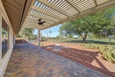10223 W Desert Hills Drive, Sun City, AZ 85351 - Photo 34