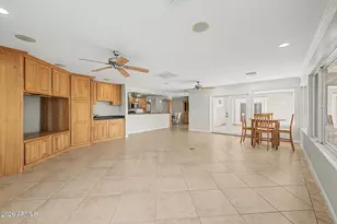 10223 W Desert Hills Dr, Sun City, AZ 85351 - Photo 10