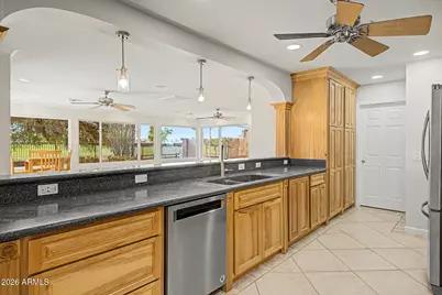 10223 W Desert Hills Drive, Sun City, AZ 85351 - Photo 6