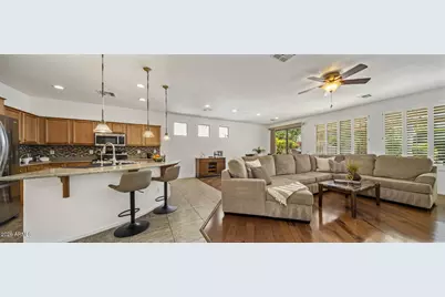 4637 E Narrowleaf Drive, Gilbert, AZ 85298 - Photo 2