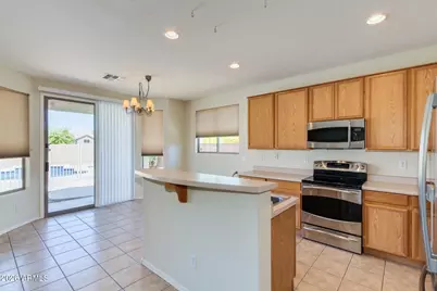 1814 E Fawn Drive, Phoenix, AZ 85042 - Photo 4