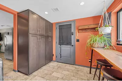 2621 E South Mountain Avenue, Phoenix, AZ 85042 - Photo 20