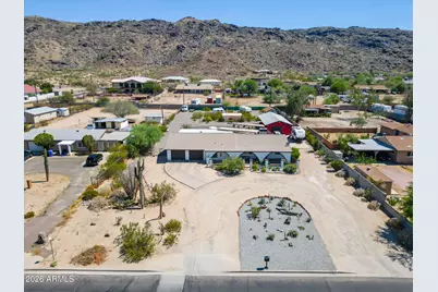 2621 E South Mountain Avenue, Phoenix, AZ 85042 - Photo 2