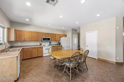 1042 E Lynx Way, Chandler, AZ 85249 - Photo 8