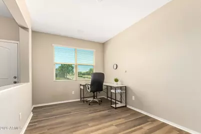 2926 W Kowalsky Lane, Phoenix, AZ 85041 - Photo 6