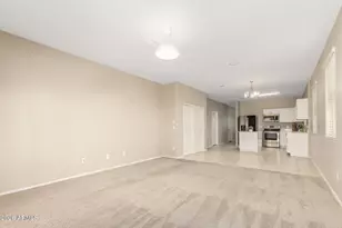 2926 W Kowalsky Ln, Phoenix, AZ 85041 - Photo 14