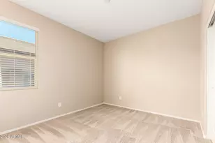 2926 W Kowalsky Ln, Phoenix, AZ 85041 - Photo 24