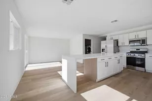 4416 N 22nd Dr, Phoenix, AZ 85015 - Photo 14