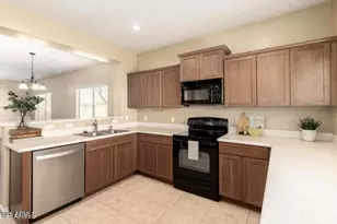 8859 N 181st Ave, Waddell, AZ 85355 - Photo 8