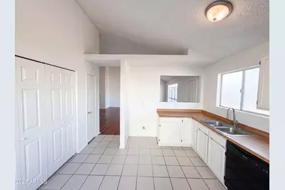 8839 W Carol Avenue, Peoria, AZ 85345 - Photo 6