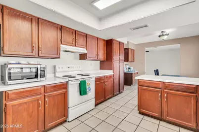 752 W Posada Avenue, Mesa, AZ 85210 - Photo 42