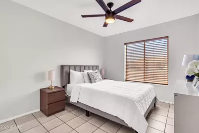 752 W Posada Avenue, Mesa, AZ 85210 - Photo 32