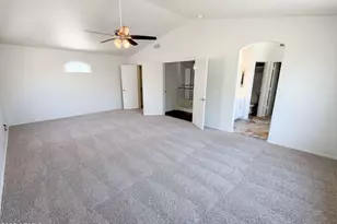10860 W Lone Cactus Dr, Peoria, AZ 85373 - Photo 16