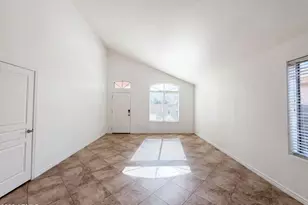 18689 N Miller Way, Maricopa, AZ 85139 - Photo 8