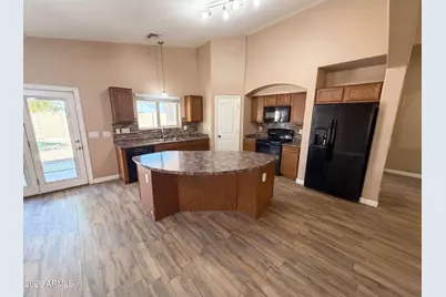 4181 S 247th Drive, Buckeye, AZ 85326 - Photo 2