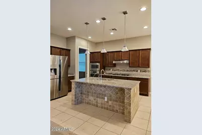 381 E Bellerive Place, Chandler, AZ 85249 - Photo 2
