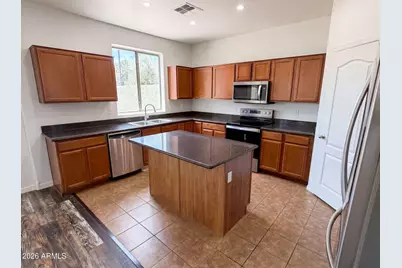17171 W Young Street, Surprise, AZ 85388 - Photo 2