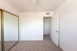 4260 E Vineyard Rd, Phoenix, AZ 85042 - Photo 16
