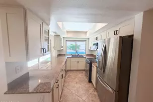 16207 N 11th Pl, Phoenix, AZ 85022 - Photo 2