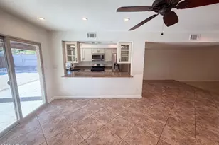 16207 N 11th Pl, Phoenix, AZ 85022 - Photo 8