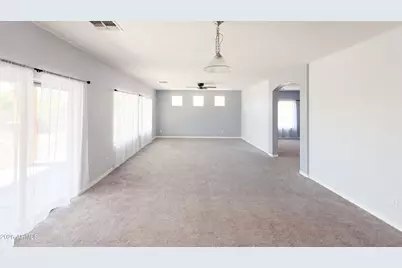 7320 S 15th Drive, Phoenix, AZ 85041 - Photo 16