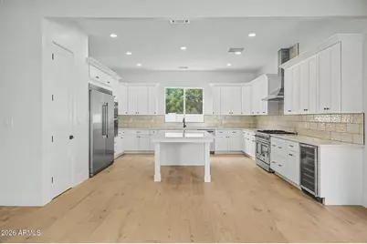 3808 E Piccadilly Road, Phoenix, AZ 85018 - Photo 12