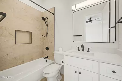 3808 E Piccadilly Road, Phoenix, AZ 85018 - Photo 32